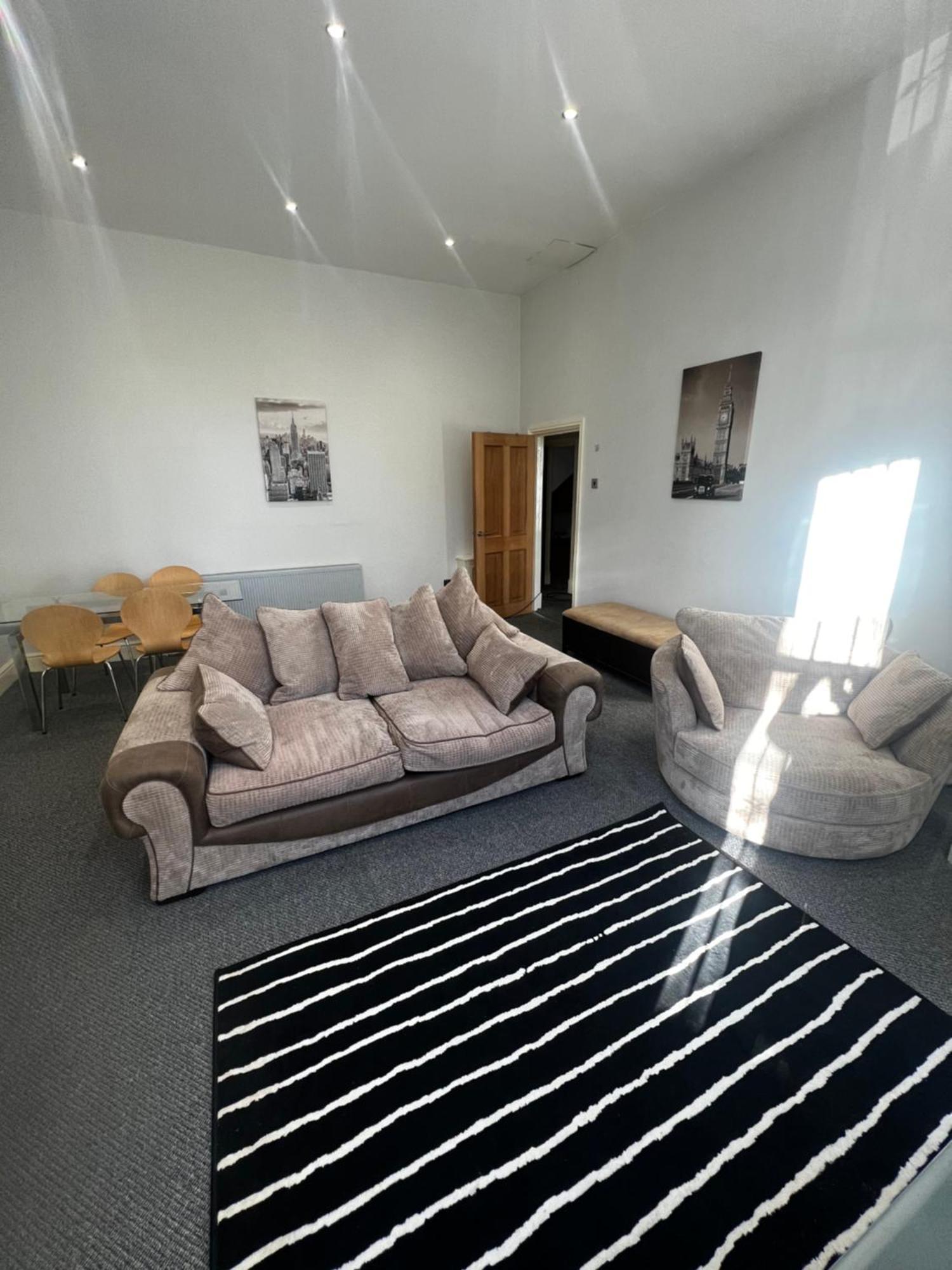 Apartamento No 3 - Large 1 Bed Near Sefton Park And Lark Lane Liverpool Exterior foto